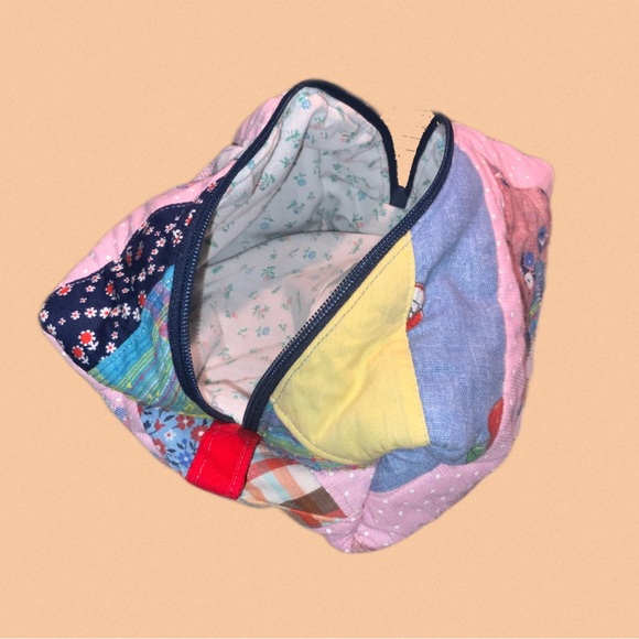 Handmade Vintage Quilt Toiletry Bag | Large Patchwork Makeup Bag - Picture 3 of 7